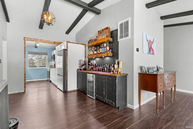 20305 Topaz Street, South Bend, IN 46614