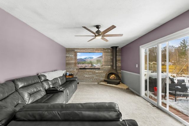 20305 Topaz Street, South Bend, IN 46614