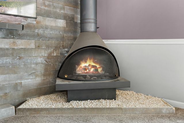 20305 Topaz Street, South Bend, IN 46614