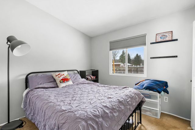 20305 Topaz Street, South Bend, IN 46614