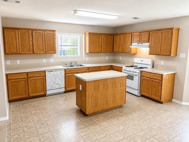 422 Mystic Glen Loop, Houston, TX 77339