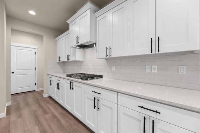 148 Valemont Drive 11, Eagle Point, OR 97524