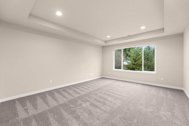 148 Valemont Drive 11, Eagle Point, OR 97524