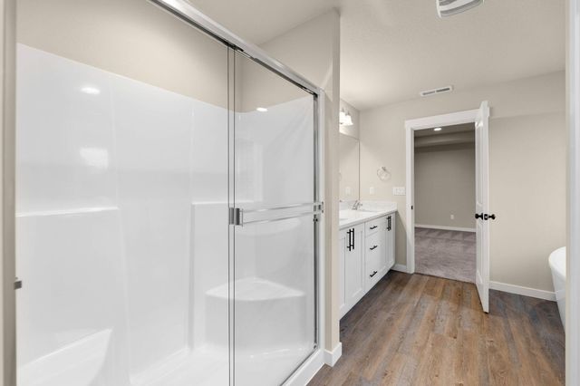 148 Valemont Drive 11, Eagle Point, OR 97524