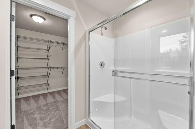 148 Valemont Drive 11, Eagle Point, OR 97524