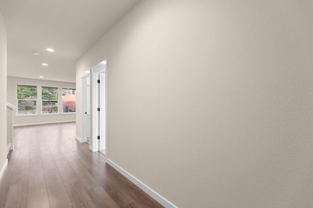 148 Valemont Drive 11, Eagle Point, OR 97524