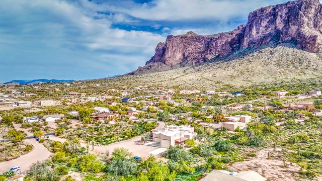 6065 E Forest Street, Apache Junction, AZ 85119