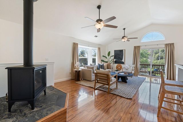 12632 Vick Ct, Auburn, CA 95603