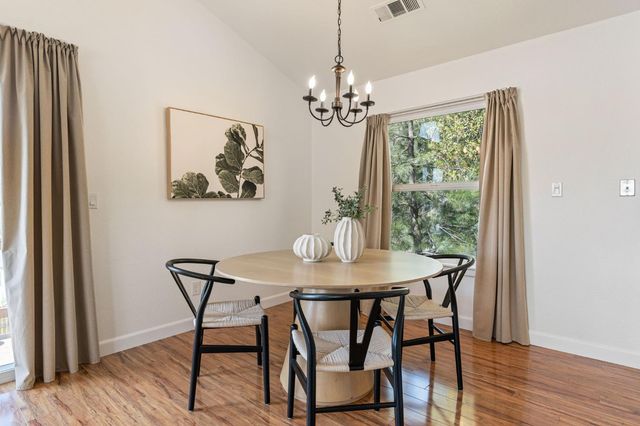 12632 Vick Ct, Auburn, CA 95603