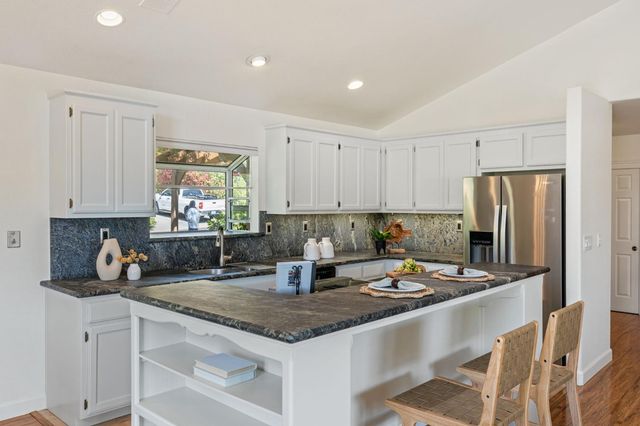 12632 Vick Ct, Auburn, CA 95603