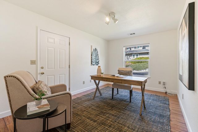 12632 Vick Ct, Auburn, CA 95603