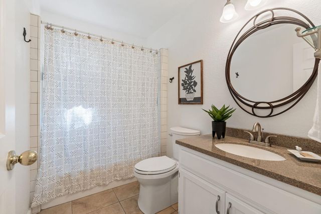 12632 Vick Ct, Auburn, CA 95603