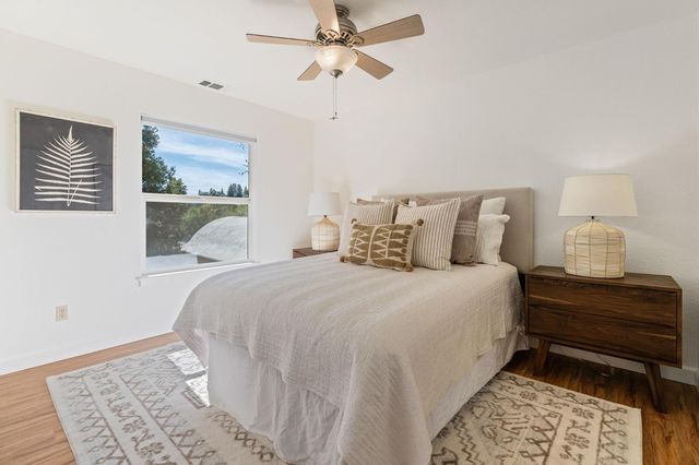 12632 Vick Ct, Auburn, CA 95603