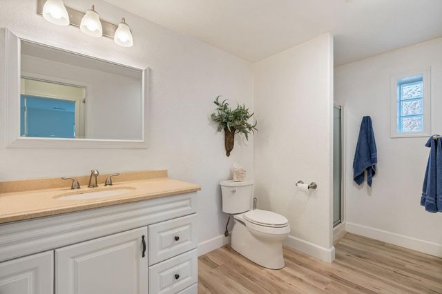 12632 Vick Ct, Auburn, CA 95603