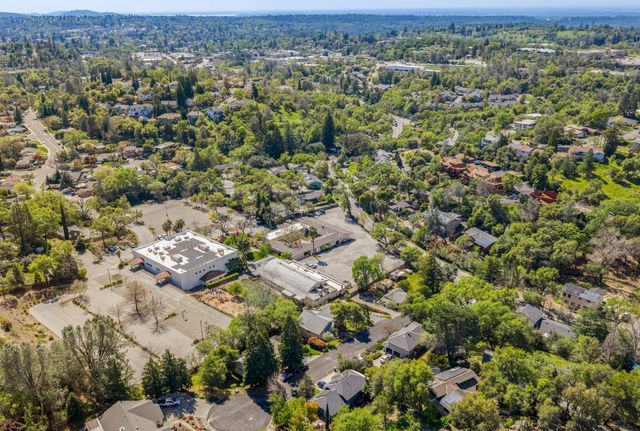 12632 Vick Ct, Auburn, CA 95603