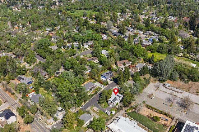 12632 Vick Ct, Auburn, CA 95603