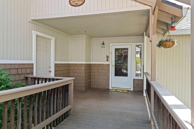 12632 Vick Ct, Auburn, CA 95603