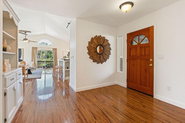 12632 Vick Ct, Auburn, CA 95603