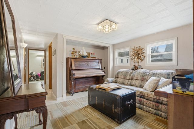 63743 E 202 Road, Wyandotte, OK 74370