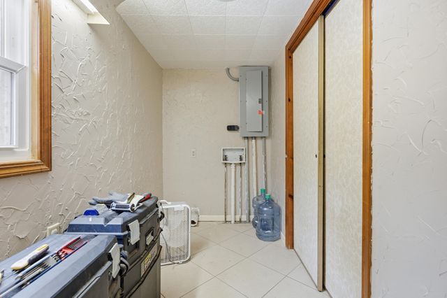 63743 E 202 Road, Wyandotte, OK 74370