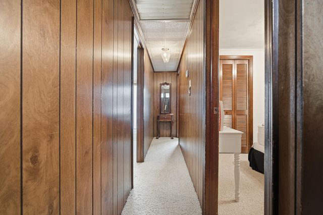 63743 E 202 Road, Wyandotte, OK 74370