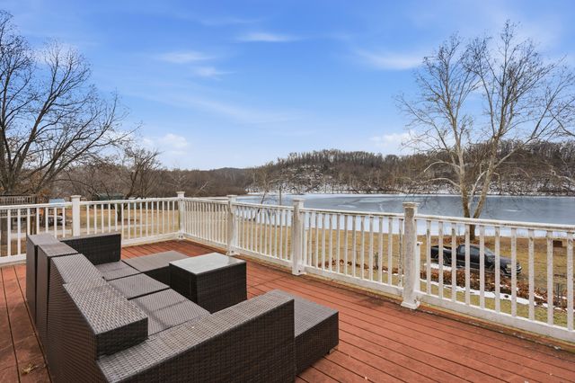 63743 E 202 Road, Wyandotte, OK 74370