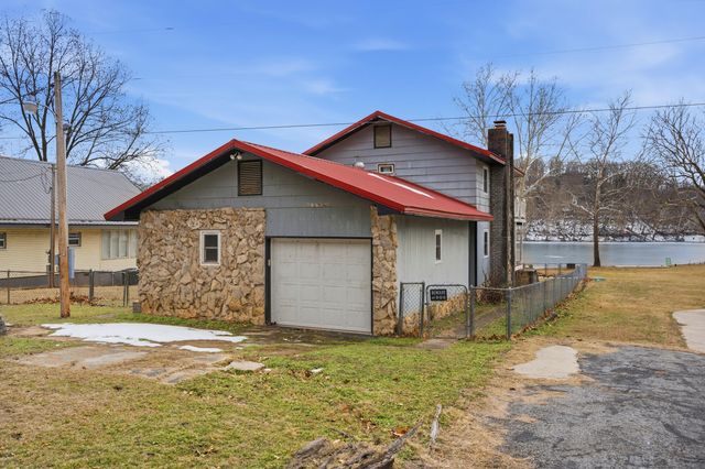 63743 E 202 Road, Wyandotte, OK 74370