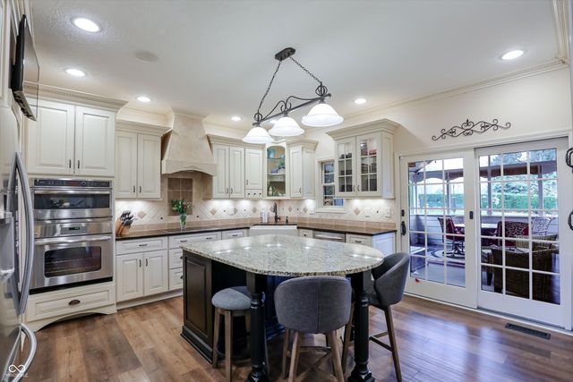 4401 Brittany Drive, Zionsville, IN 46077