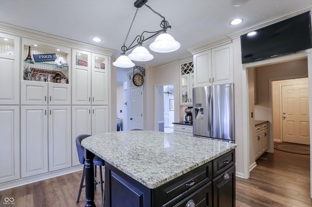 4401 Brittany Drive, Zionsville, IN 46077