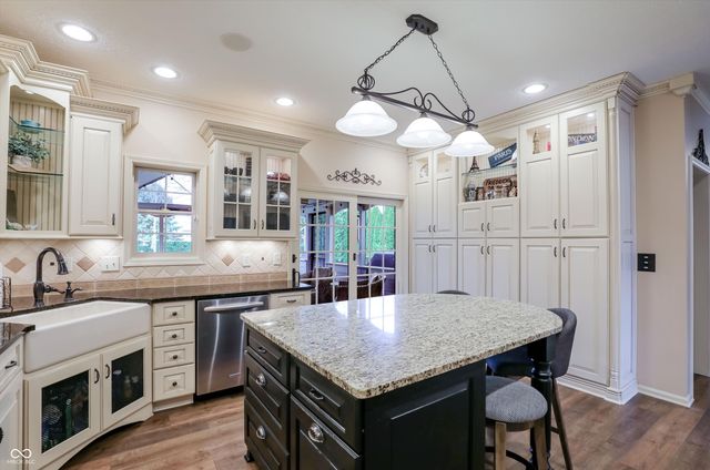 4401 Brittany Drive, Zionsville, IN 46077