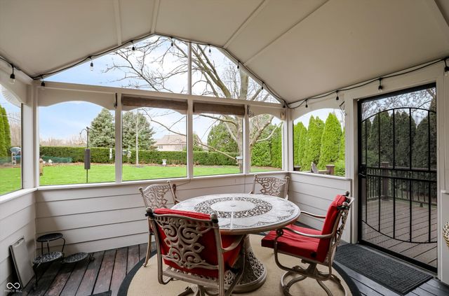 4401 Brittany Drive, Zionsville, IN 46077