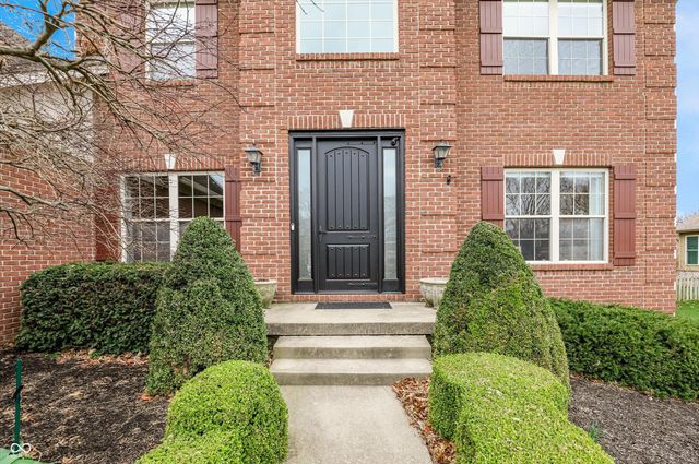 4401 Brittany Drive, Zionsville, IN 46077