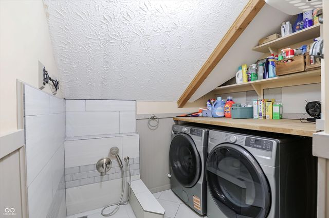 4401 Brittany Drive, Zionsville, IN 46077