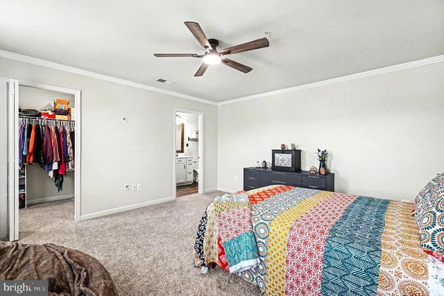 17 VIBURNUM AVE, Elkton, MD 21921