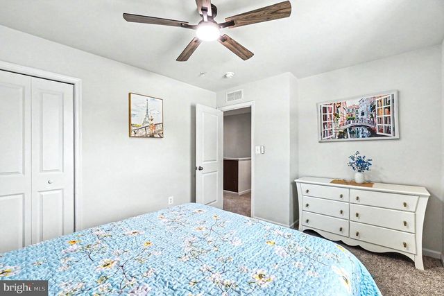 17 VIBURNUM AVE, Elkton, MD 21921