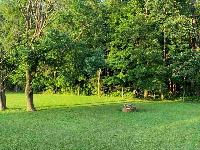 6243 S 700 W, West Point, IN 47992