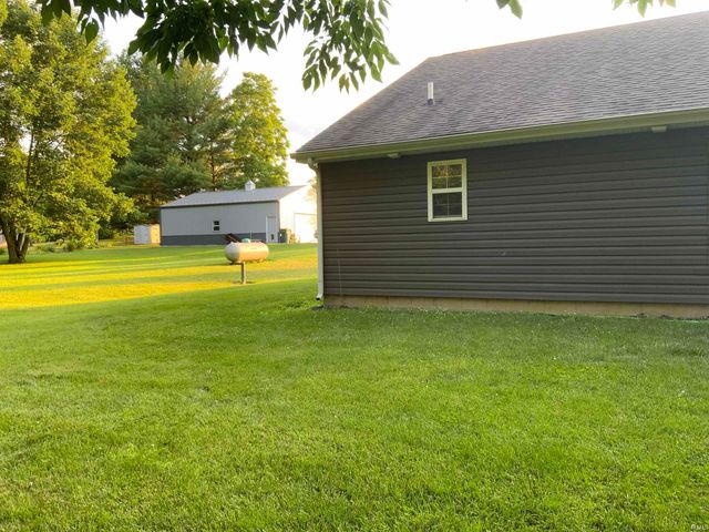 6243 S 700 W, West Point, IN 47992