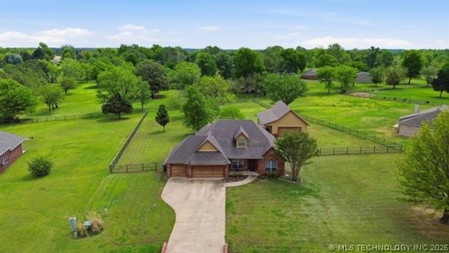 12101 N 168th East Avenue, Collinsville, OK 74021