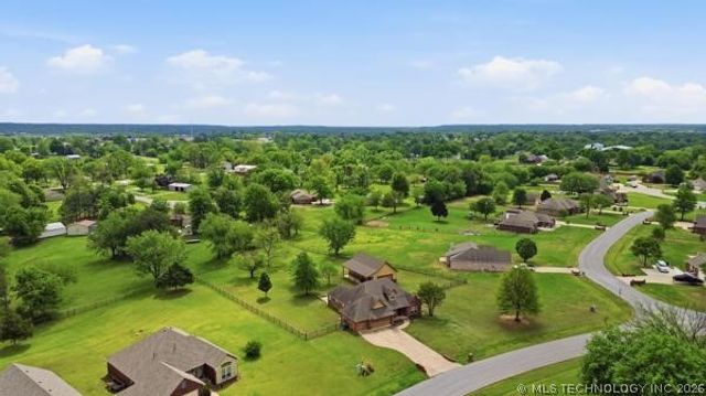 12101 N 168th East Avenue, Collinsville, OK 74021