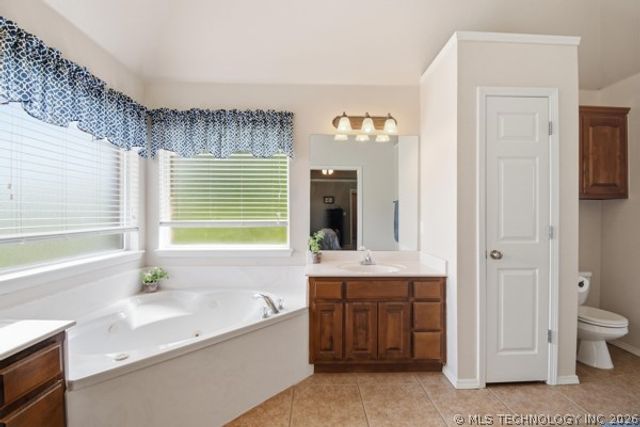 12101 N 168th East Avenue, Collinsville, OK 74021
