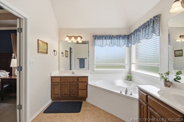 12101 N 168th East Avenue, Collinsville, OK 74021