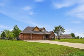 12101 N 168th East Avenue, Collinsville, OK 74021