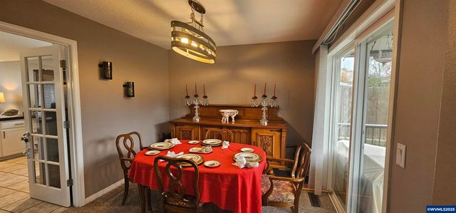 997 Glazemeadow St NE, Keizer, OR 97303