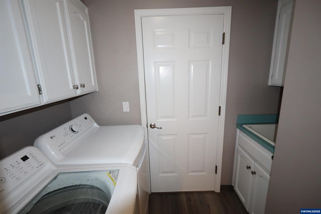 997 Glazemeadow St NE, Keizer, OR 97303