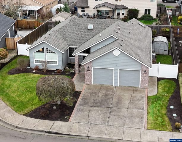 997 Glazemeadow St NE, Keizer, OR 97303