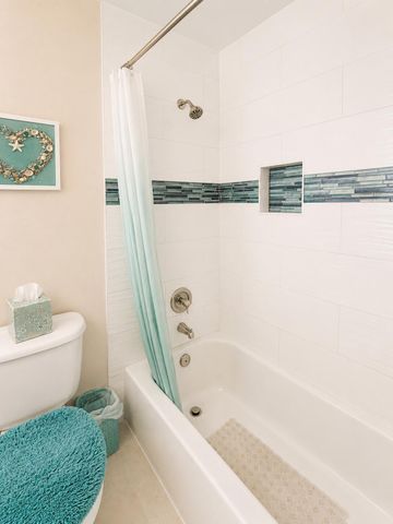 604 HUMMINGBIRD Lane, Delray Beach, FL 33445