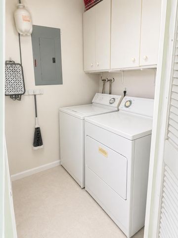 604 HUMMINGBIRD Lane, Delray Beach, FL 33445
