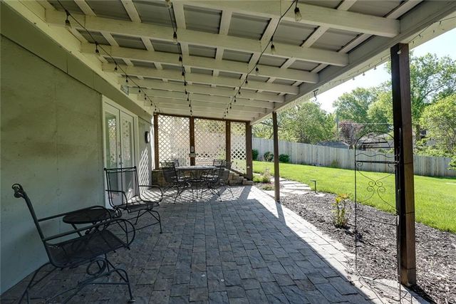 606 W 35th Terrace S, Independence, MO 64055