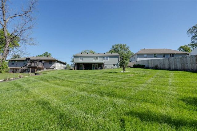 606 W 35th Terrace S, Independence, MO 64055