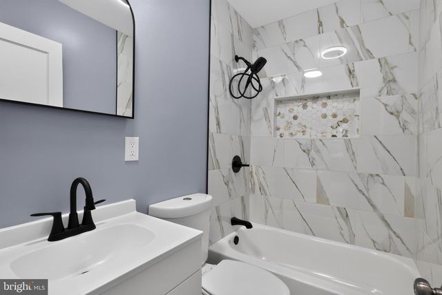120 WADDELL AVE, Franklinville, NJ 08322